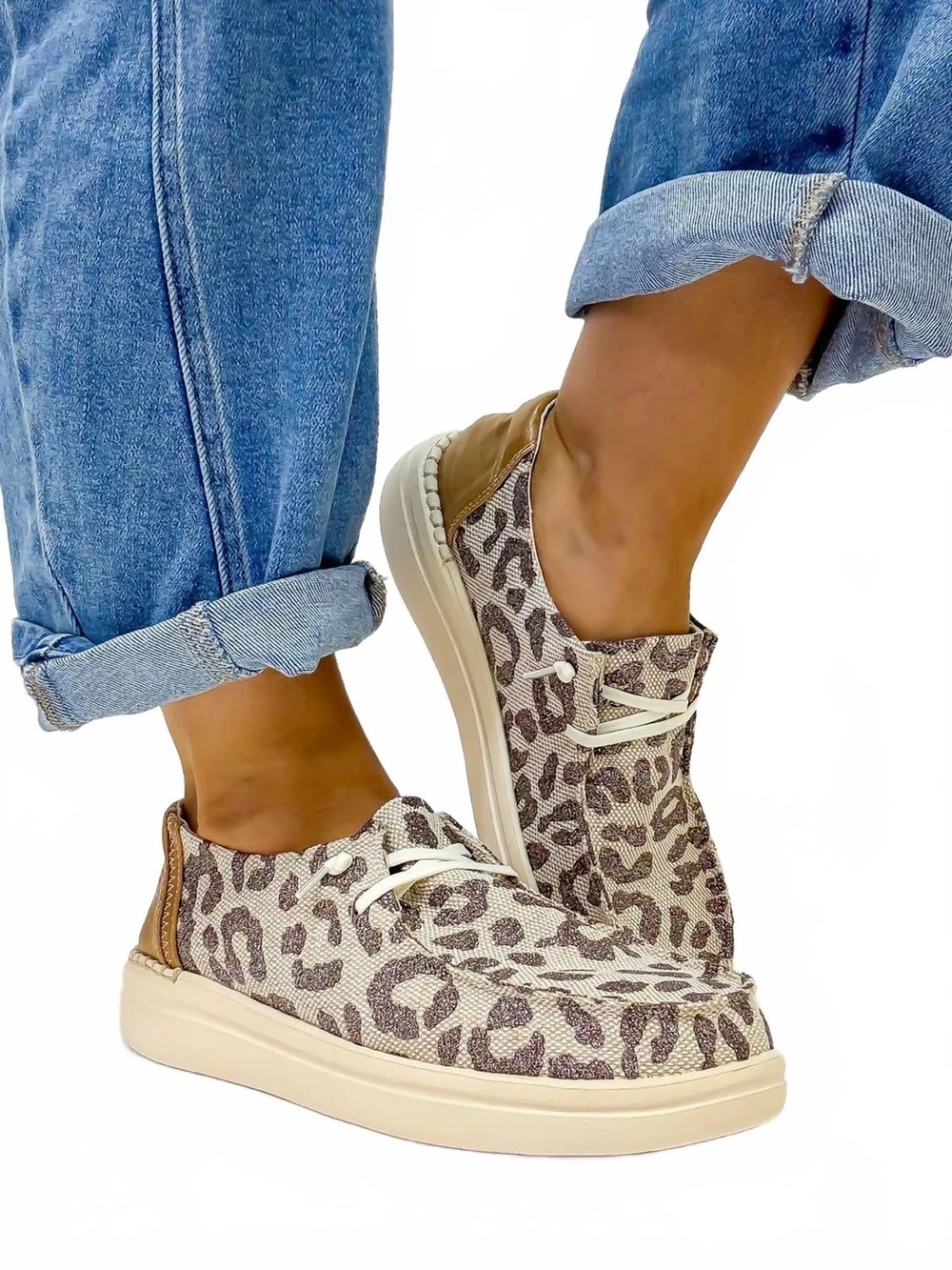 New Corkys Footwear Women’s Leopard Print Metallic Shoes Size 6 Slip-On Shoes